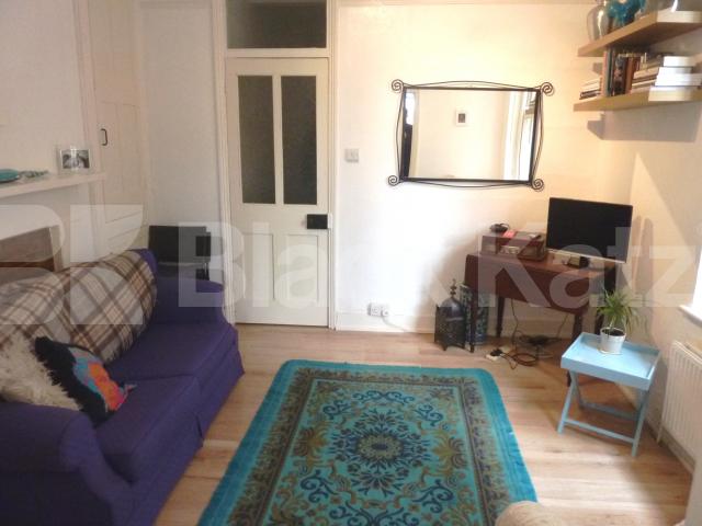 			NEW INSTRUCTION!, 1 Bedroom, 1 bath, 1 reception Flat			 Cathcart Hill, DARTMOUTH PARK